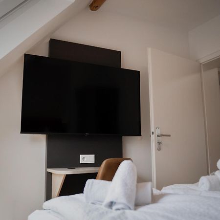 Junik Apartments Oberhausen โอเบอร์เฮาเซิน ภายนอก รูปภาพ