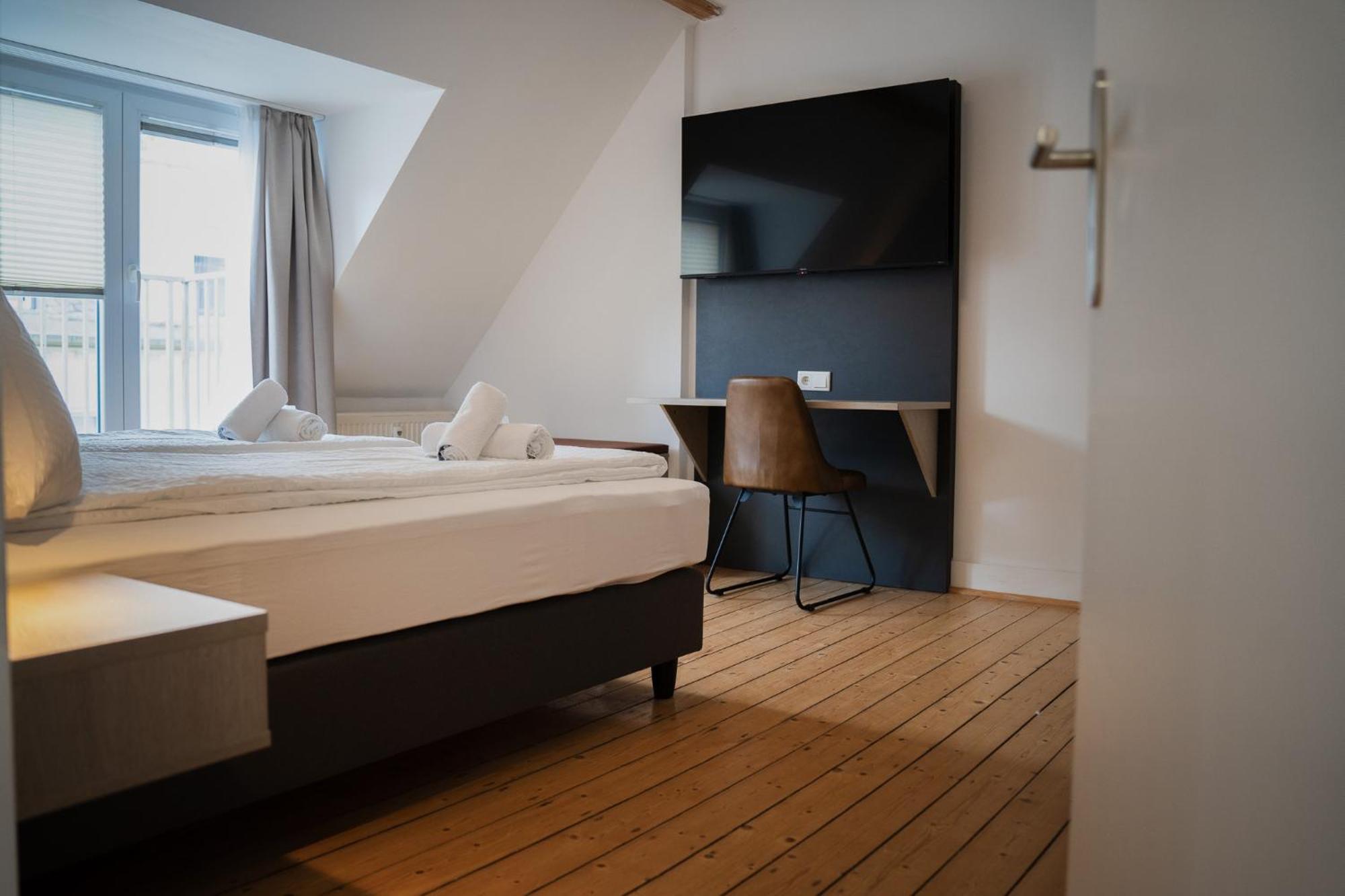 Junik Apartments Oberhausen โอเบอร์เฮาเซิน ภายนอก รูปภาพ
