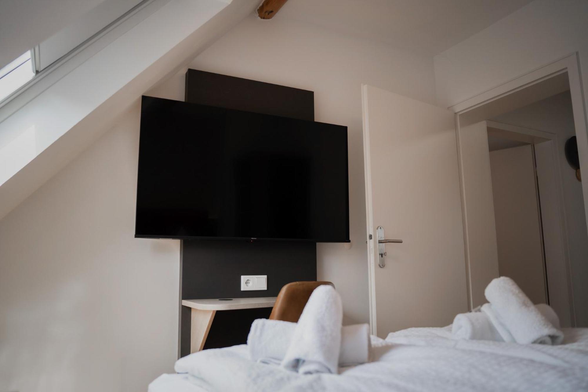 Junik Apartments Oberhausen โอเบอร์เฮาเซิน ภายนอก รูปภาพ