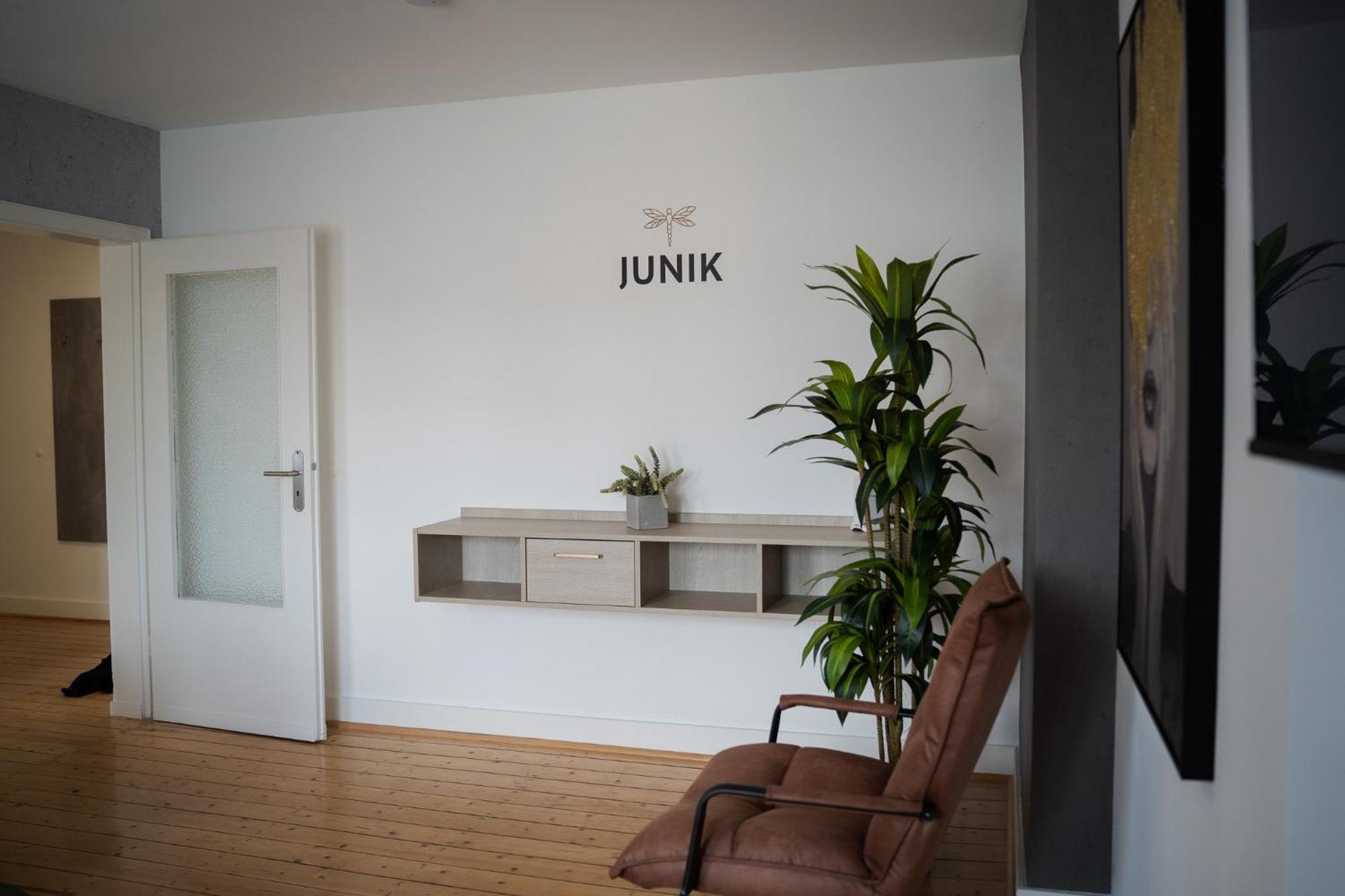 Junik Apartments Oberhausen โอเบอร์เฮาเซิน ภายนอก รูปภาพ