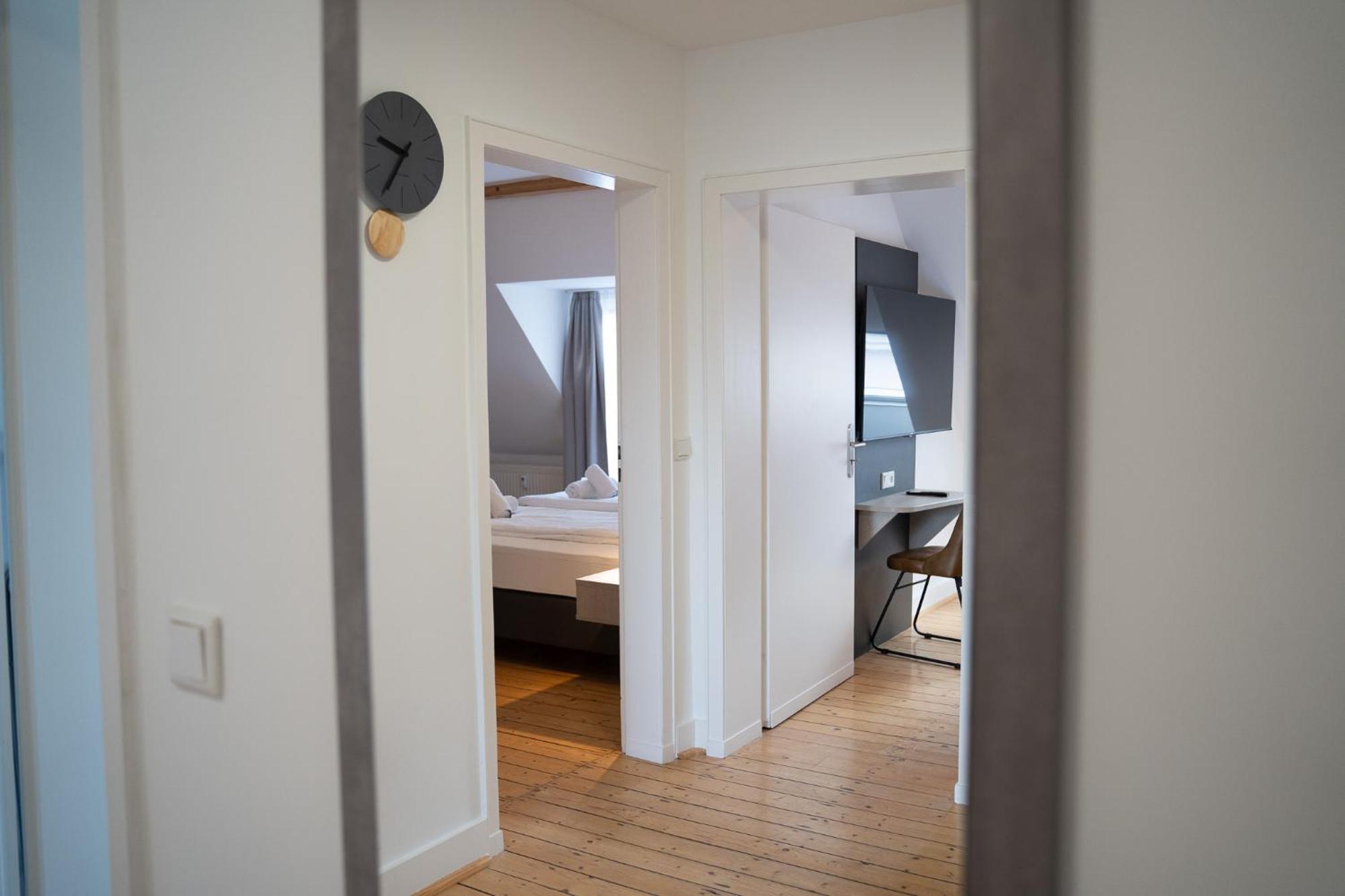 Junik Apartments Oberhausen โอเบอร์เฮาเซิน ภายนอก รูปภาพ