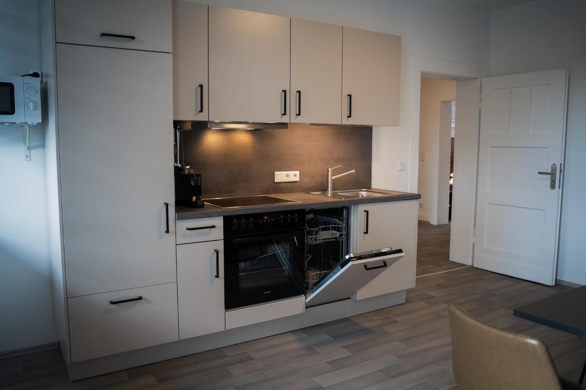 Junik Apartments Oberhausen โอเบอร์เฮาเซิน ภายนอก รูปภาพ