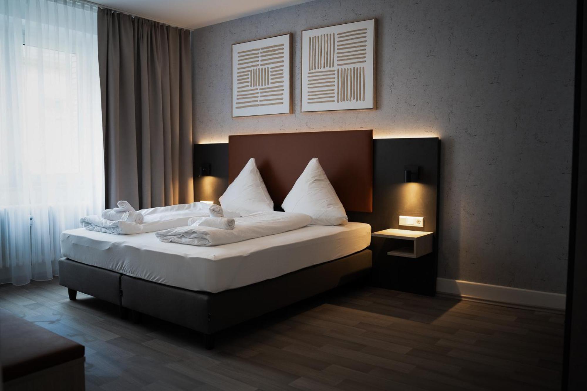 Junik Apartments Oberhausen โอเบอร์เฮาเซิน ภายนอก รูปภาพ