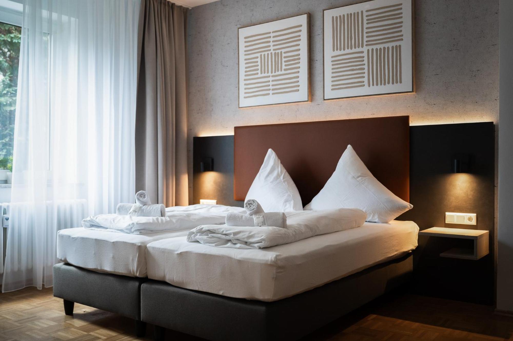 Junik Apartments Oberhausen โอเบอร์เฮาเซิน ภายนอก รูปภาพ