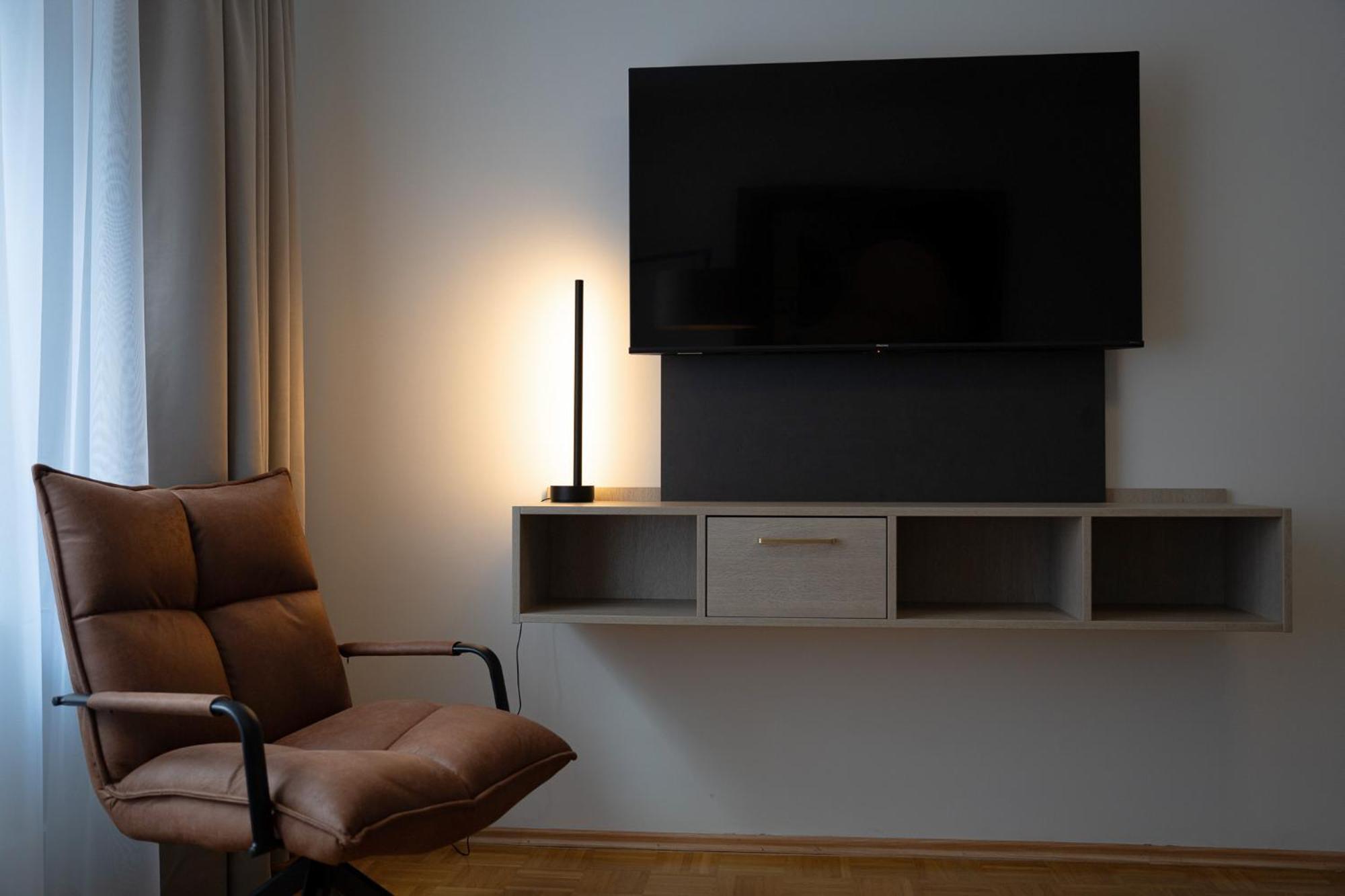 Junik Apartments Oberhausen โอเบอร์เฮาเซิน ภายนอก รูปภาพ