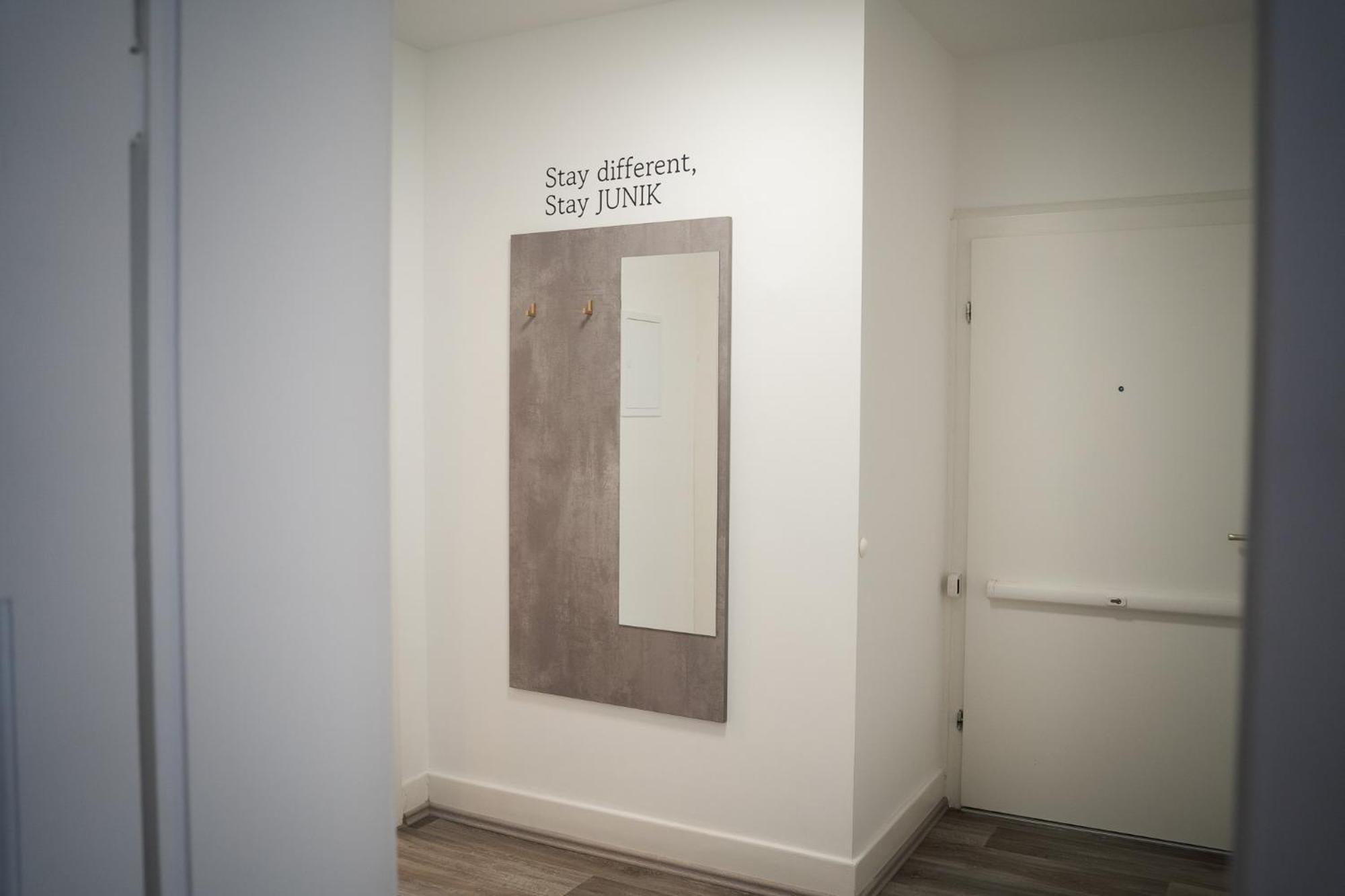 Junik Apartments Oberhausen โอเบอร์เฮาเซิน ภายนอก รูปภาพ