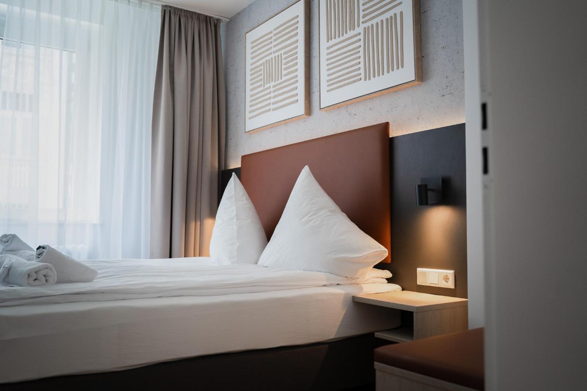 Junik Apartments Oberhausen โอเบอร์เฮาเซิน ภายนอก รูปภาพ
