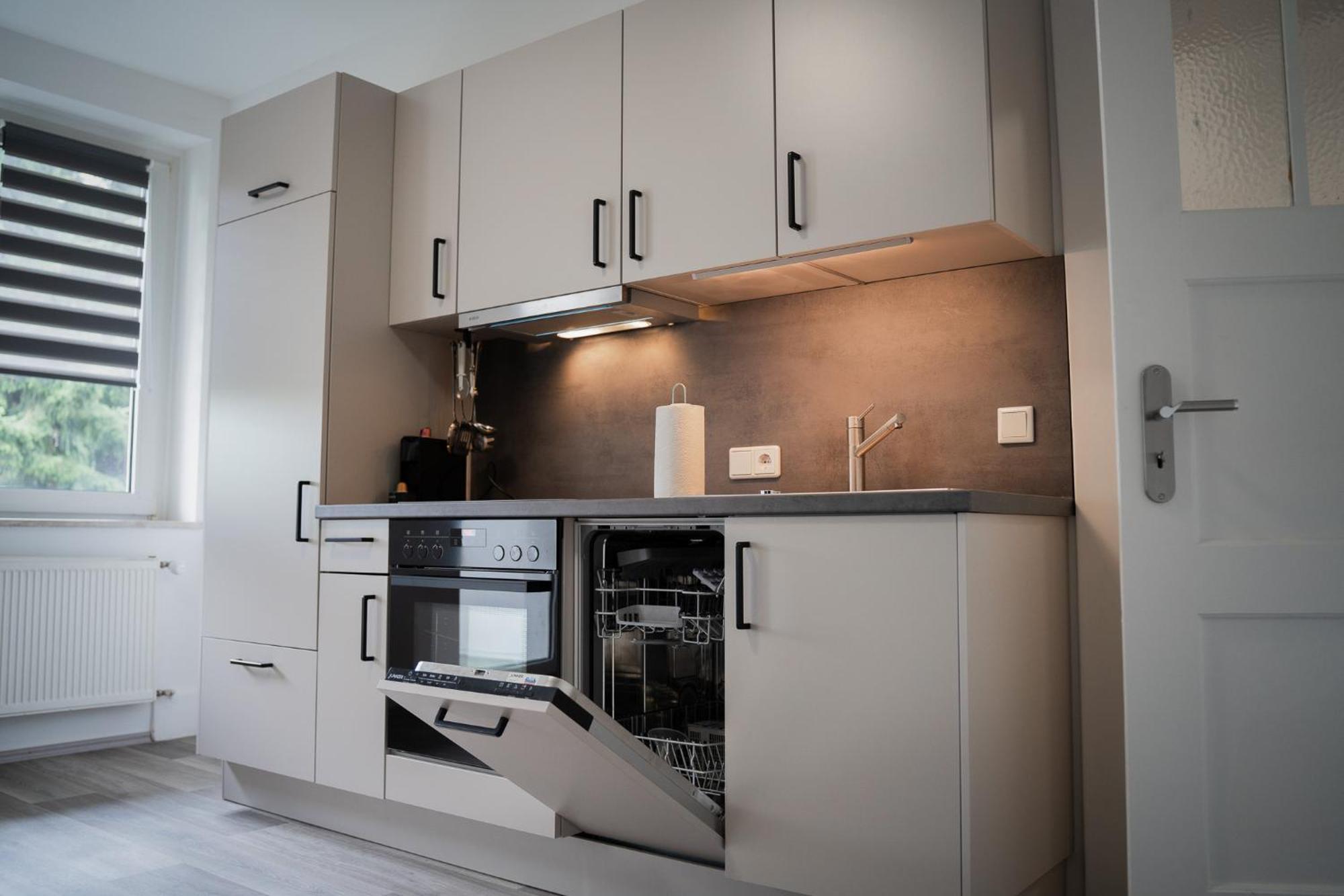 Junik Apartments Oberhausen โอเบอร์เฮาเซิน ภายนอก รูปภาพ